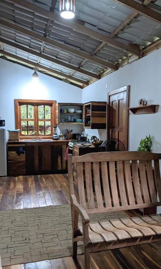 Wood Cabin - Cabana Maderas Balgue Bagian luar foto